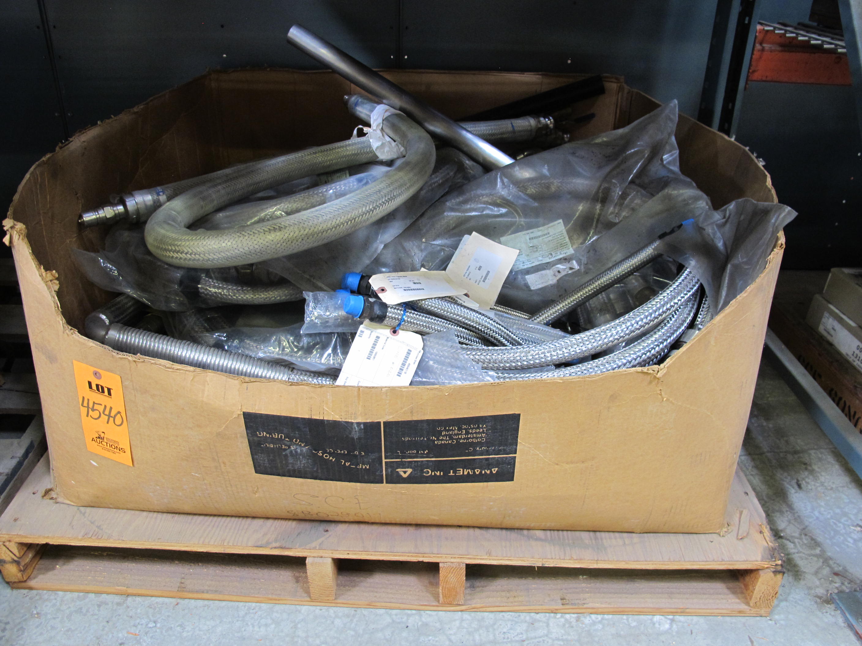 (1 LARGE BOX) FLEXIBLE METAL HOSING, VARIED SIZES, SS. LOADING & HANDLING FEE $15-4540